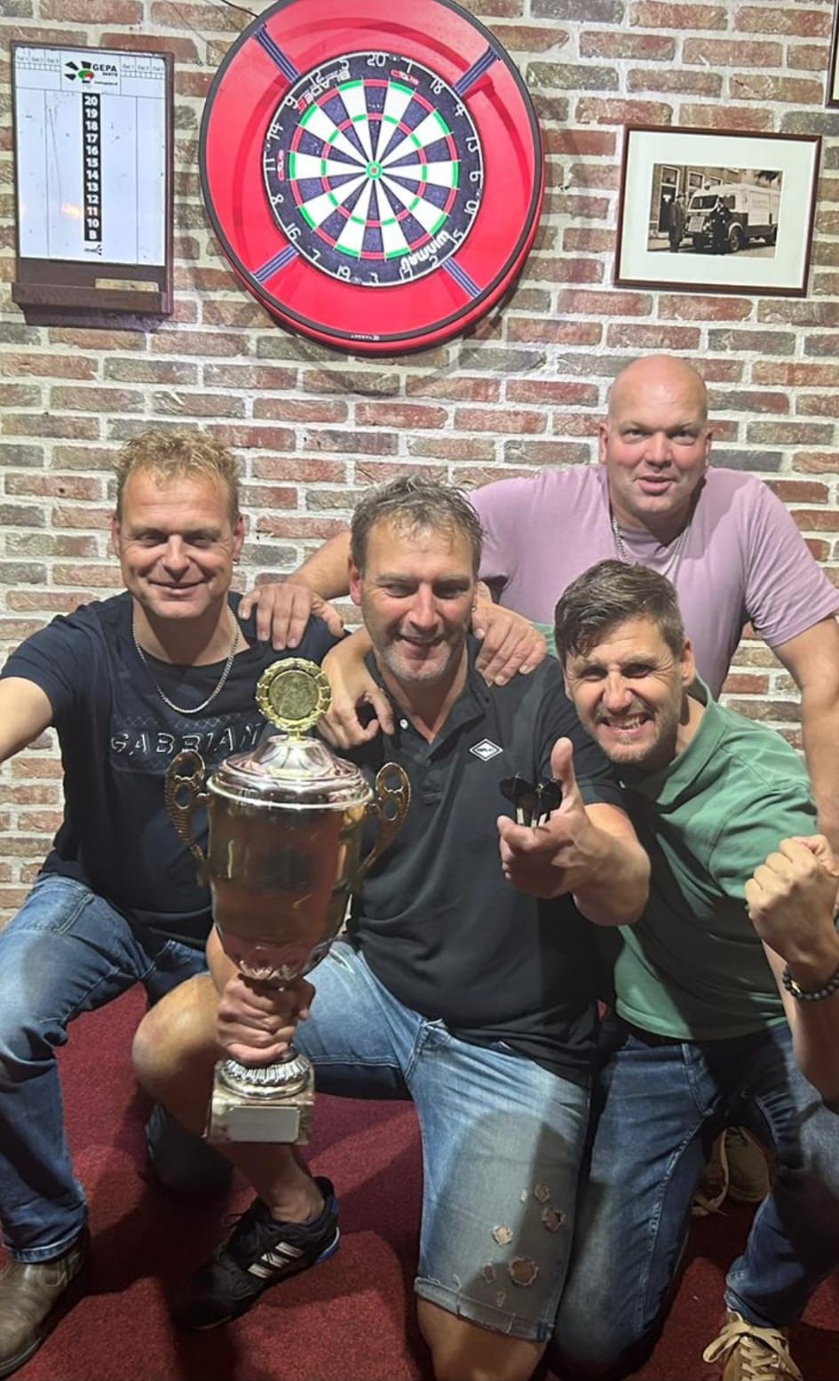 24-JS-bokaal-TOP-winnaar-Dissel1.jpg